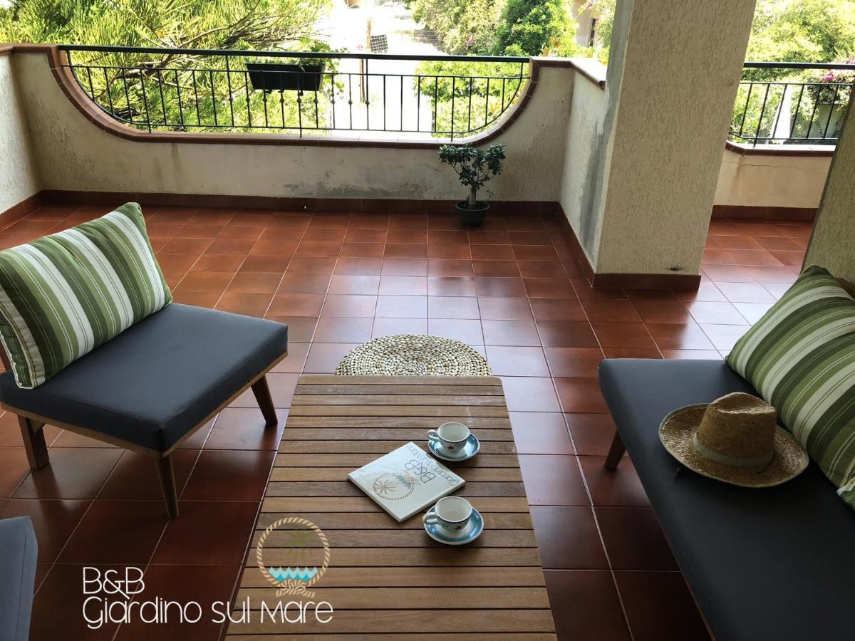 Giardino Sul Mare Bed and Breakfast Patti Buitenkant foto