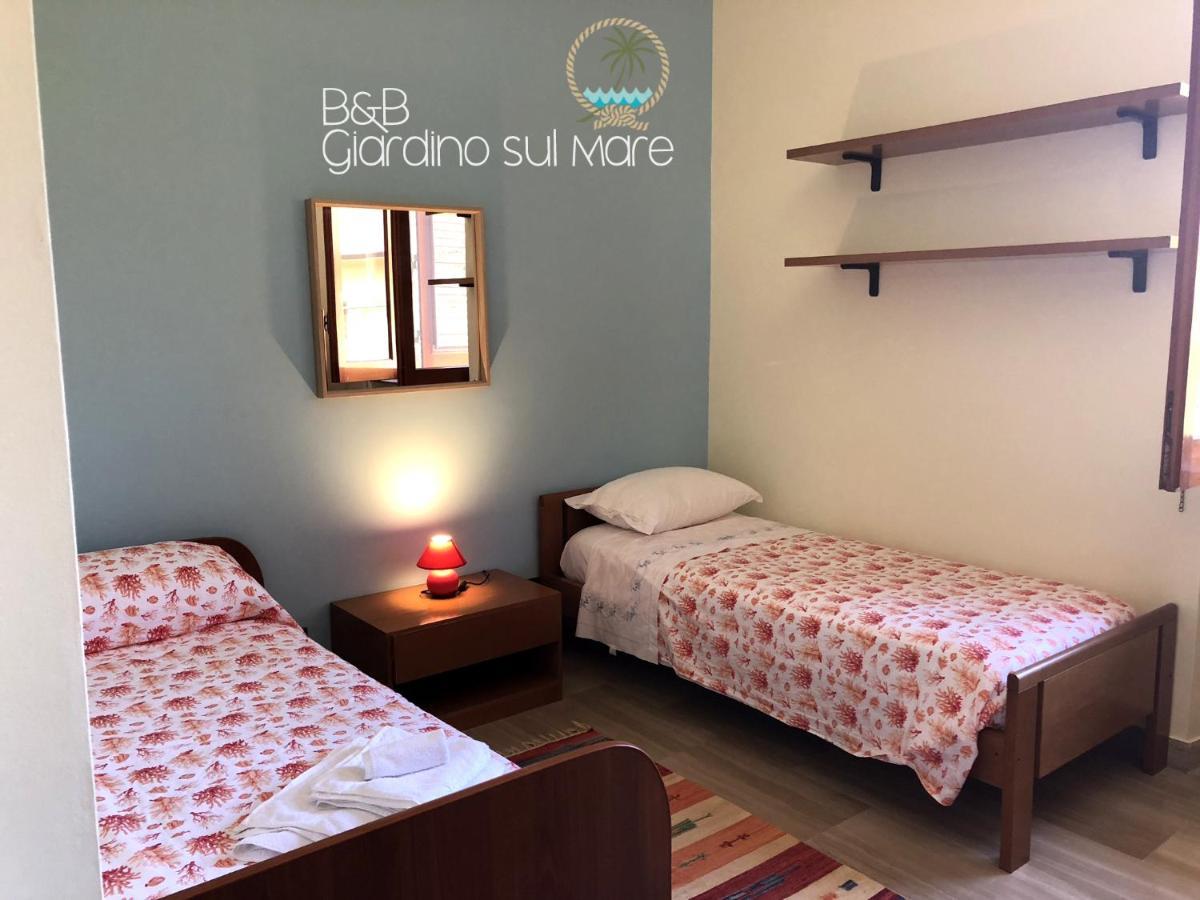 Giardino Sul Mare Bed and Breakfast Patti Buitenkant foto