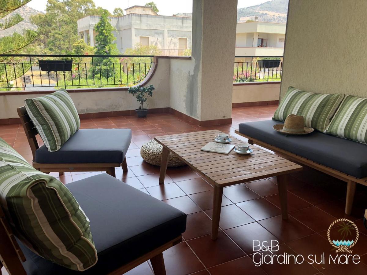 Giardino Sul Mare Bed and Breakfast Patti Buitenkant foto